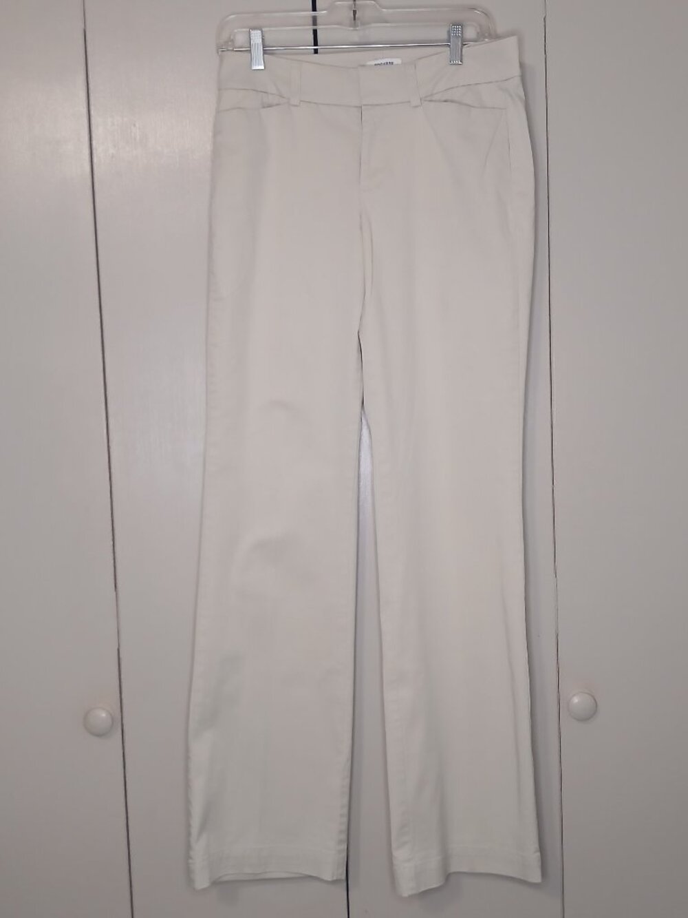 Dockers Women's Sz.6 Long Med-rise Flare Leg Cotton Khaki Pants (1119E23)